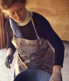Edith Heath: A Life in Clay